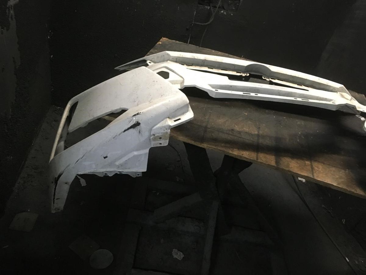 Front bumper cover used genuine OEM Nissan Sentra 2020-2023