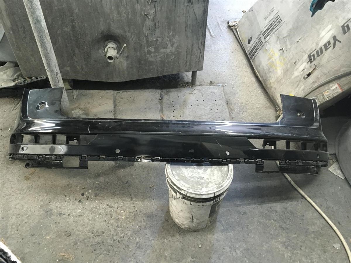 Rear bumper cover used genuine OEM Audi Q5 2018-2020