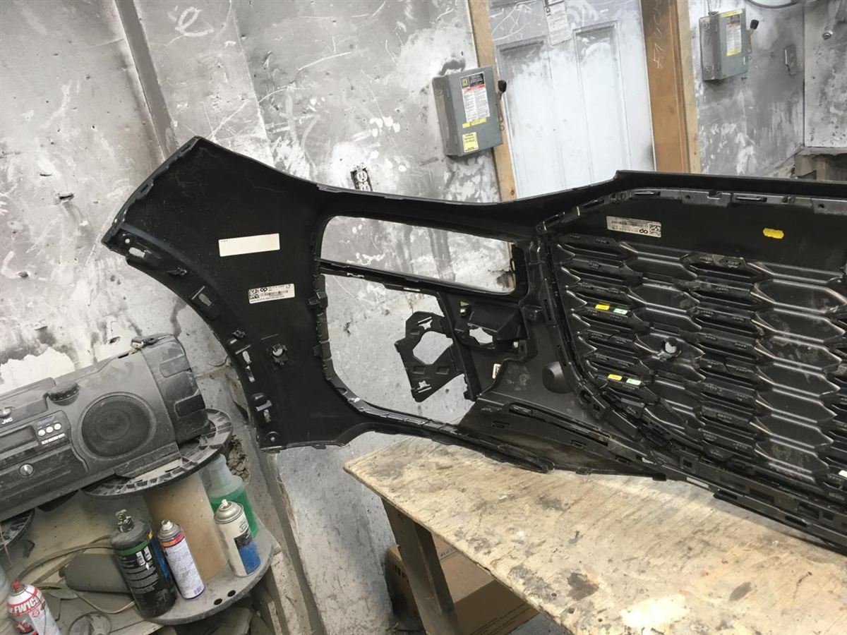 Front Bumper assembly used genuine OEM