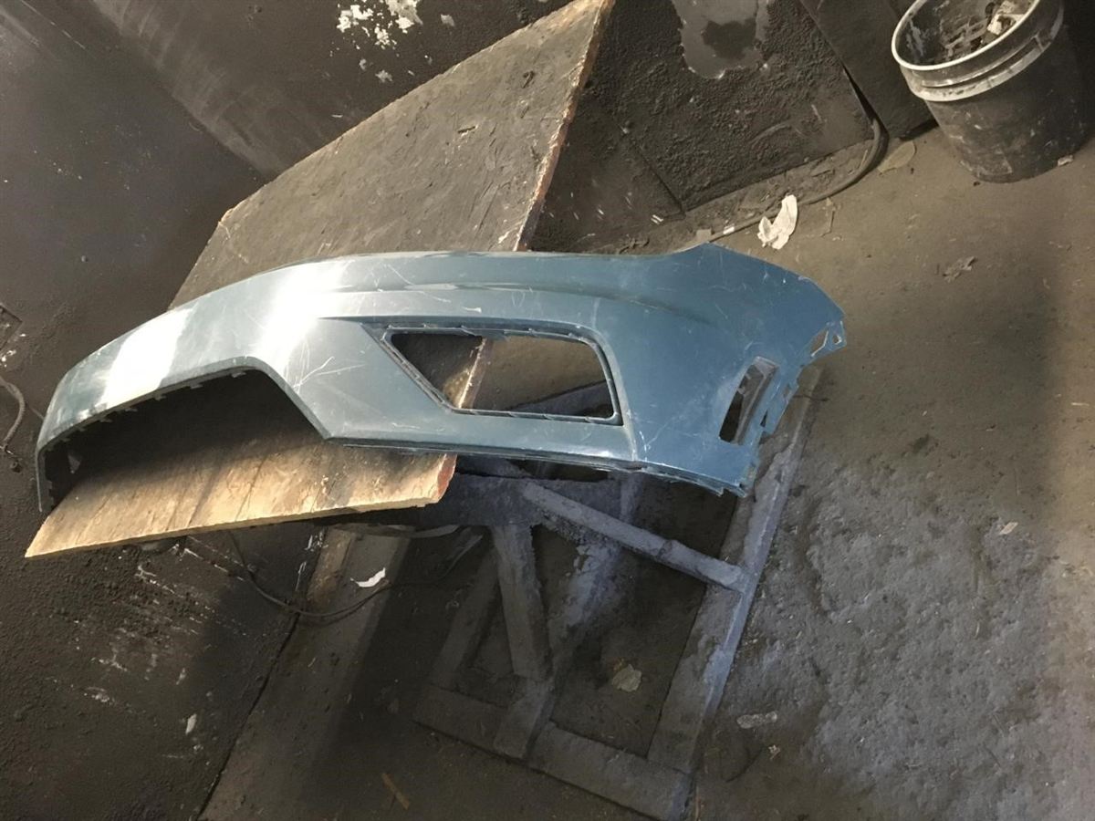 Front bumper cover used genuine OEM Volkswagen Tiguan 2018-2021