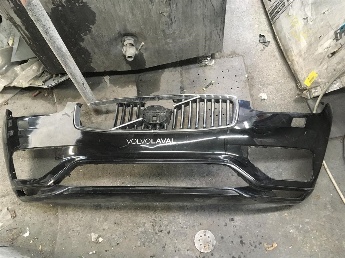 Front bumper cover used genuine OEM Volvo XC90 2016-2017