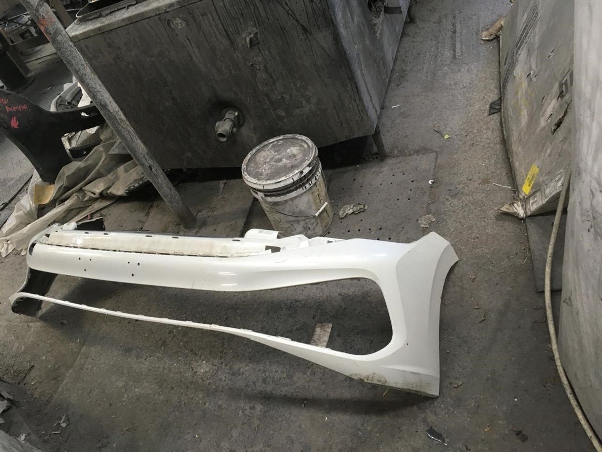 Front bumper cover used genuine OEM Volkswagen Jetta 2019-2021