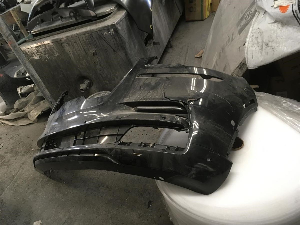 Front bumper cover used genuine OEM Lincoln Aviator 2020-2024