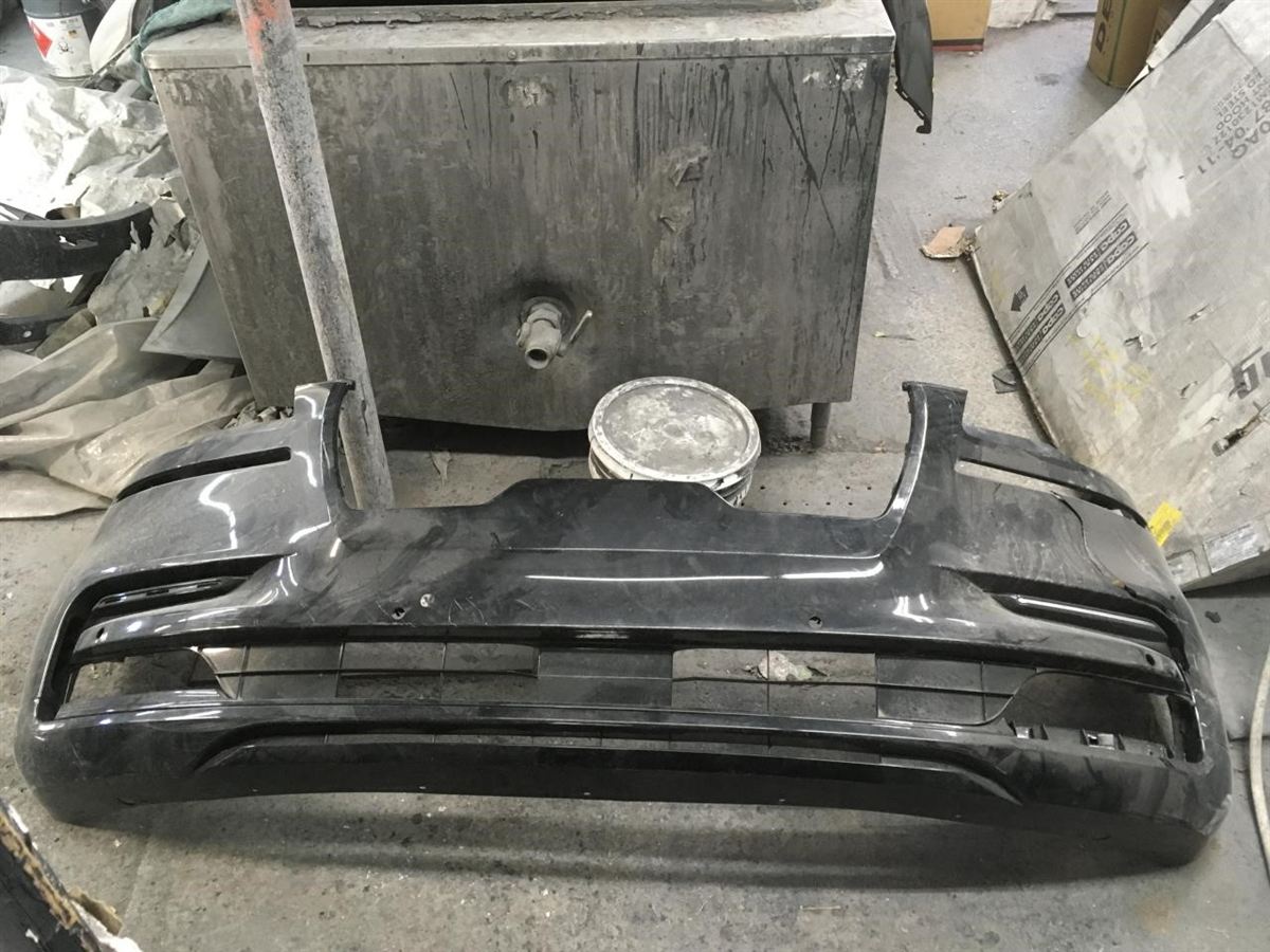 Front bumper cover used genuine OEM Lincoln Aviator 2020-2024
