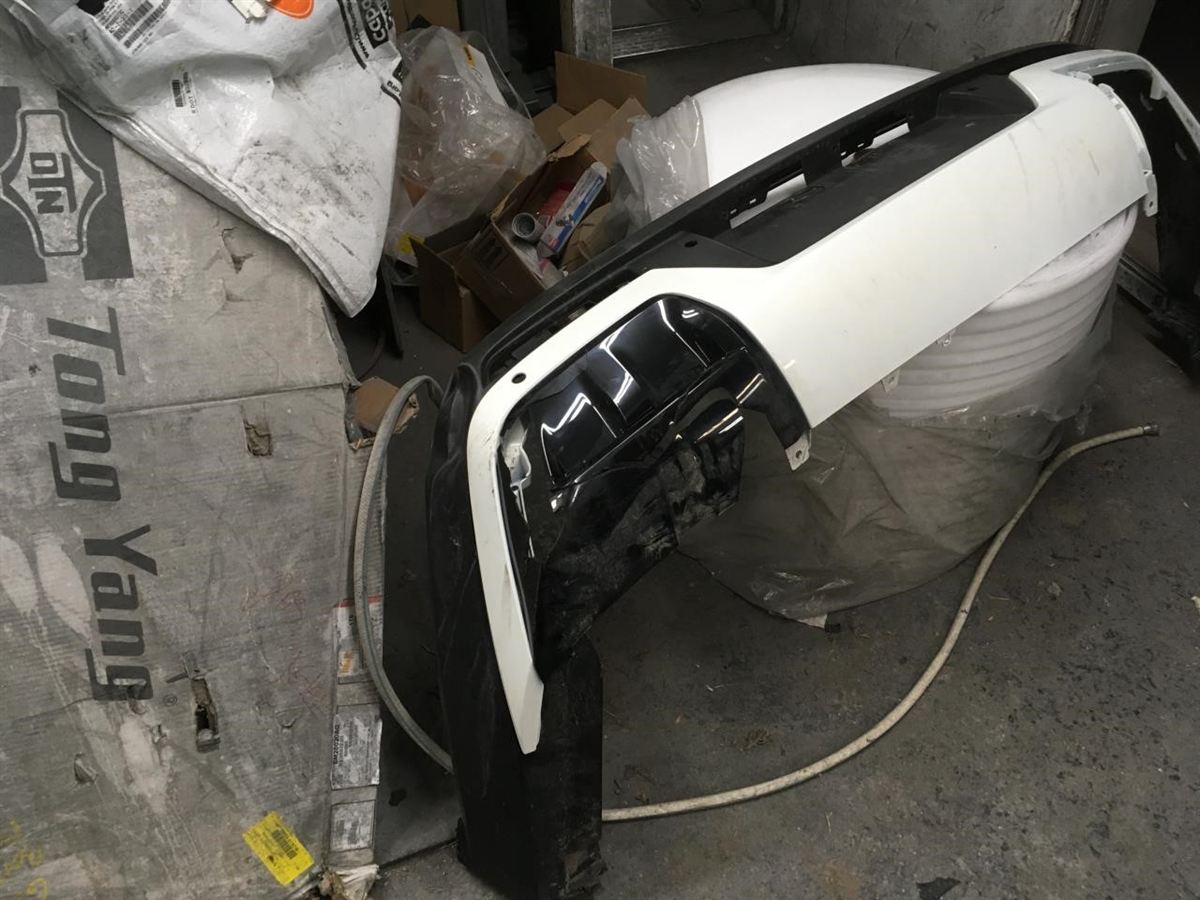Rear Bumper Cover used genuine OEM Infiniti QX60 2022-2025