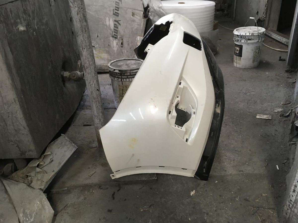 Front bumper cover used genuine OEM Nissan Murano 2015-2018