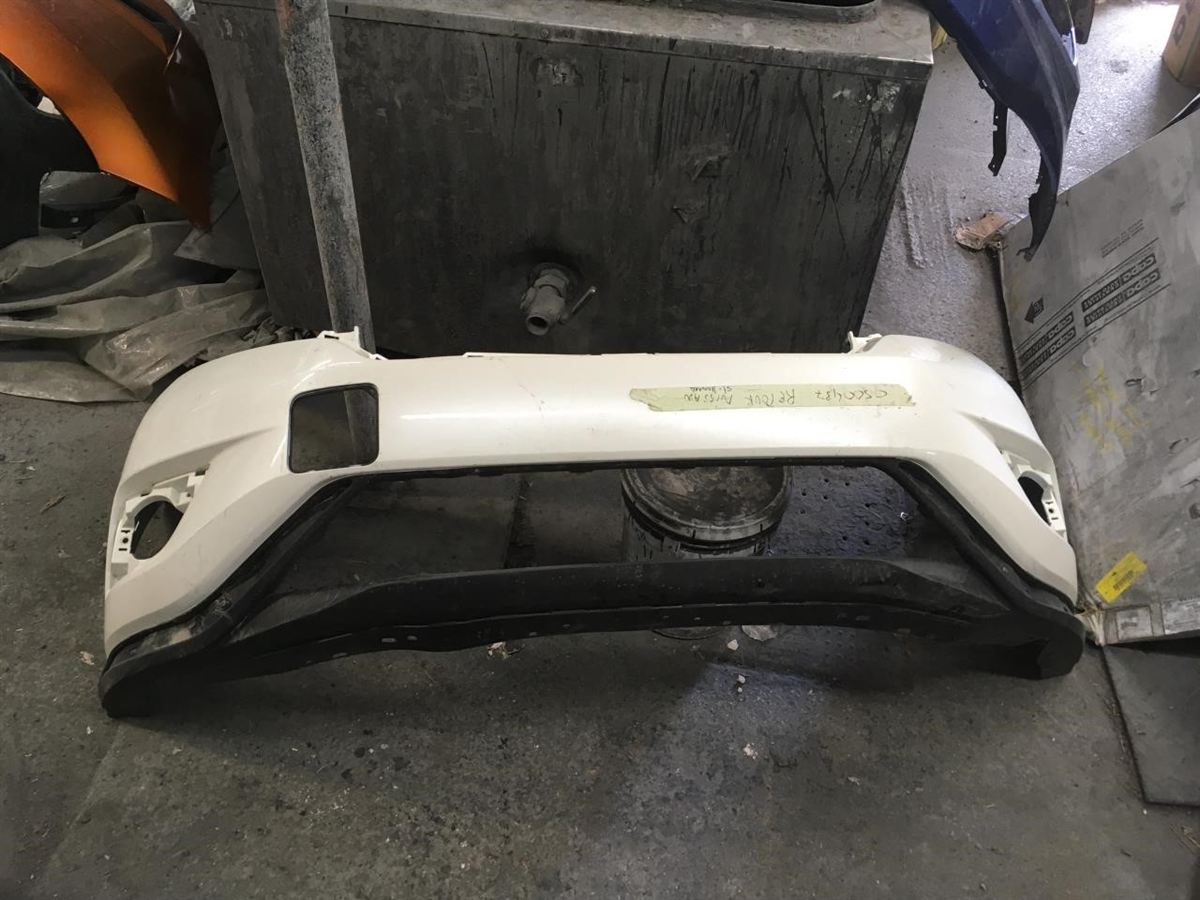 Front bumper cover used genuine OEM Nissan Murano 2015-2018