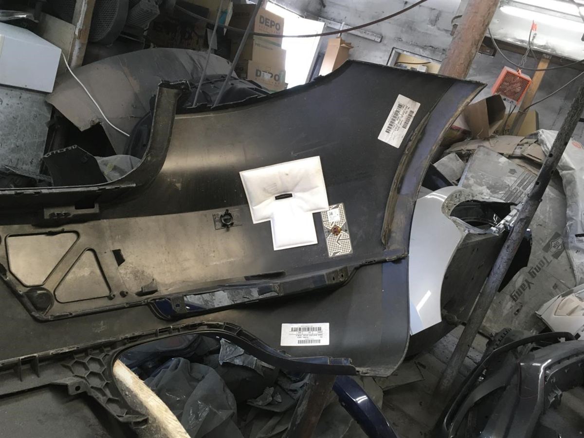 Rear bumper cover used genuine OEM Porsche Macan 2015-2018