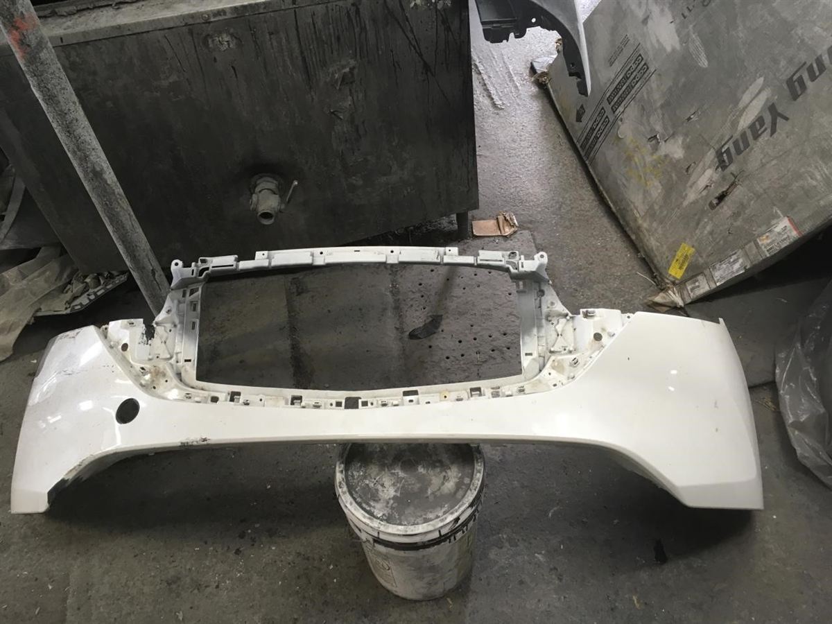 Absorbedor de defensa delantero usado original (OEM) Mazda CX-5 2022-2025