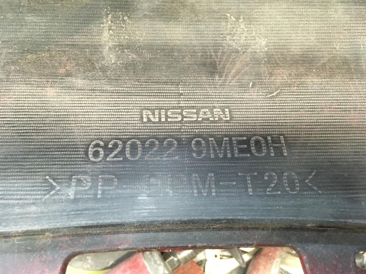 Front bumper cover used genuine OEM Nissan Versa Note 2017-2019