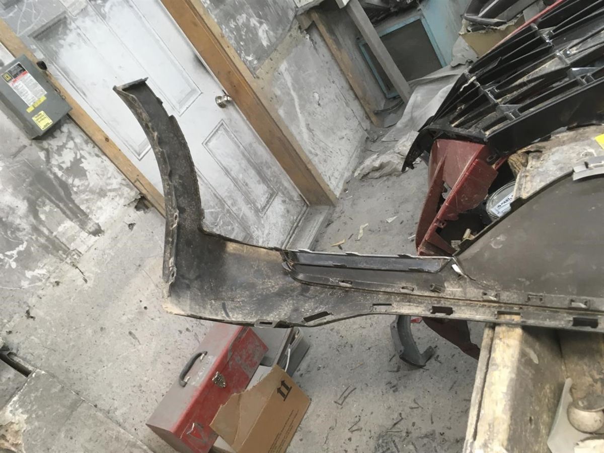 Rear bumper cover lower used genuine OEM Hyundai Venue 2020-2024