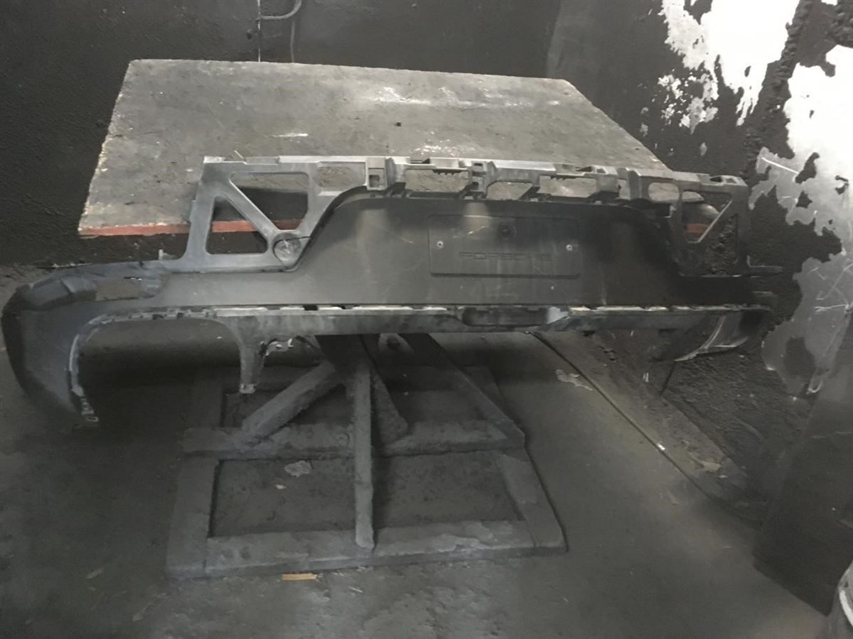 Rear Bumper assembly used genuine OEM Porsche Macan 2015-2021