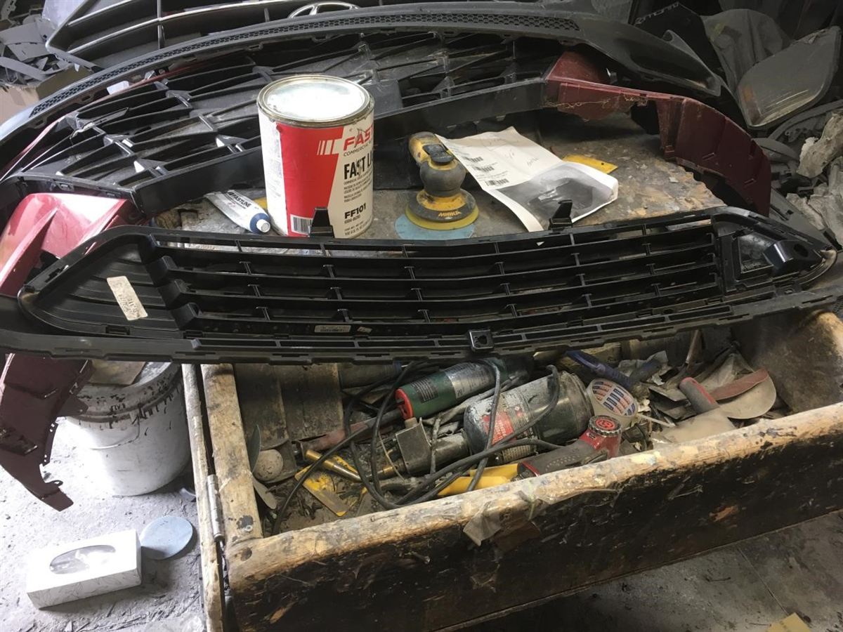 Front Spoiler Valance used genuine OEM Cadillac XT5 2020-2026
