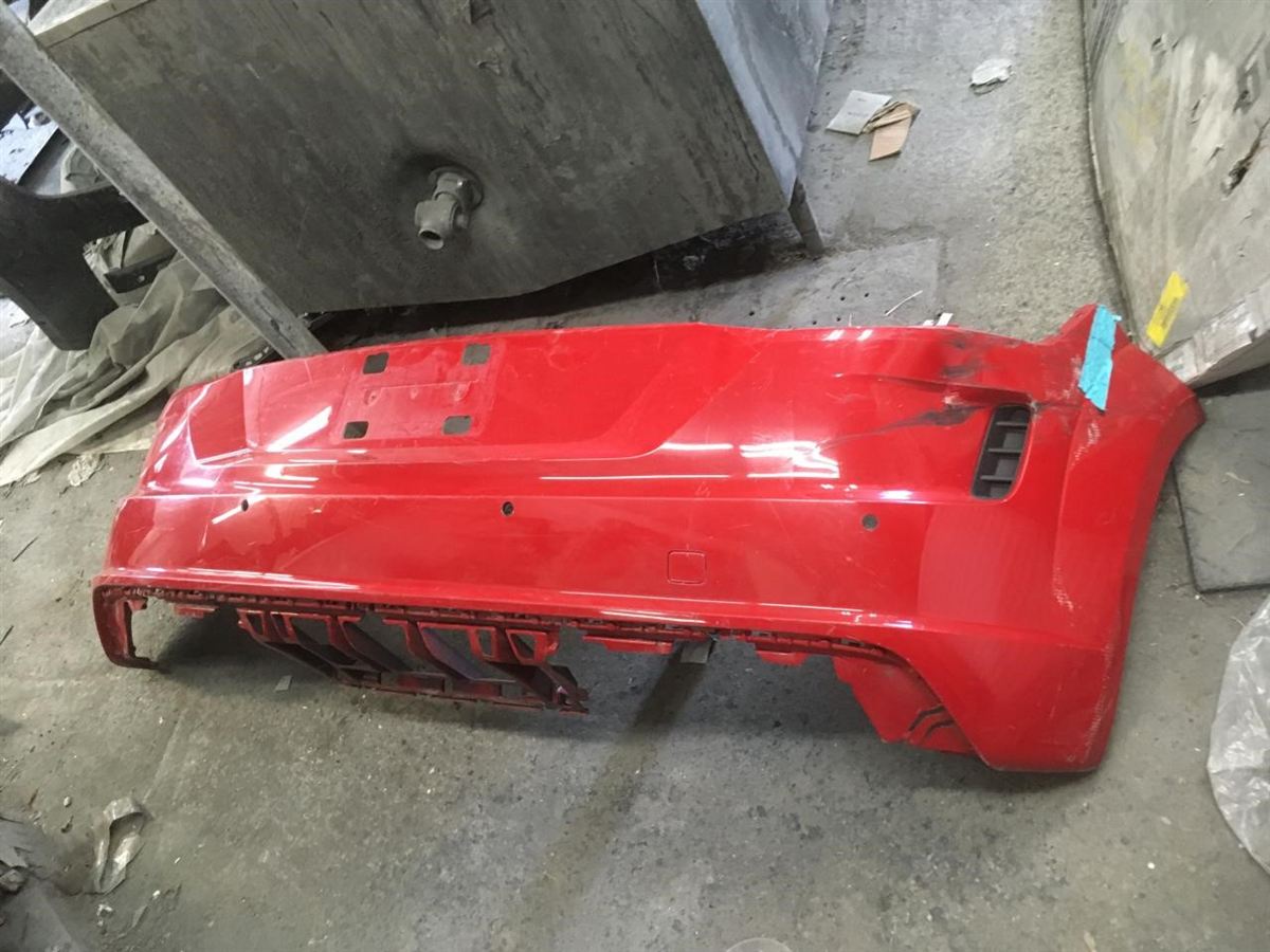 Defensa (parachoques) trasera usada original (OEM) Audi TT Quattro 2008-2015