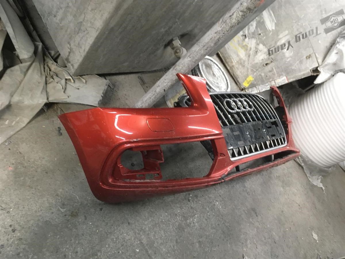 Front bumper energy absorber used genuine OEM Audi Q5 2013-2017