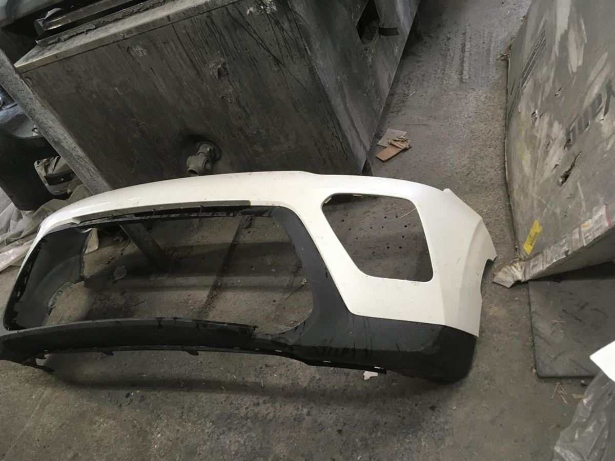 Front bumper cover upper used genuine OEM KIA Soul 2020-2022