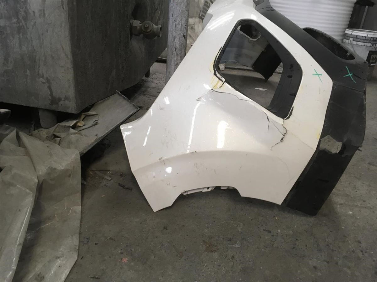 Front bumper cover upper used genuine OEM KIA Soul 2020-2022