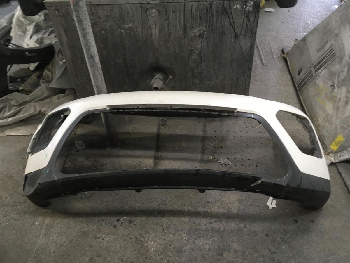 Front bumper cover upper used genuine OEM KIA Soul 2020-2022