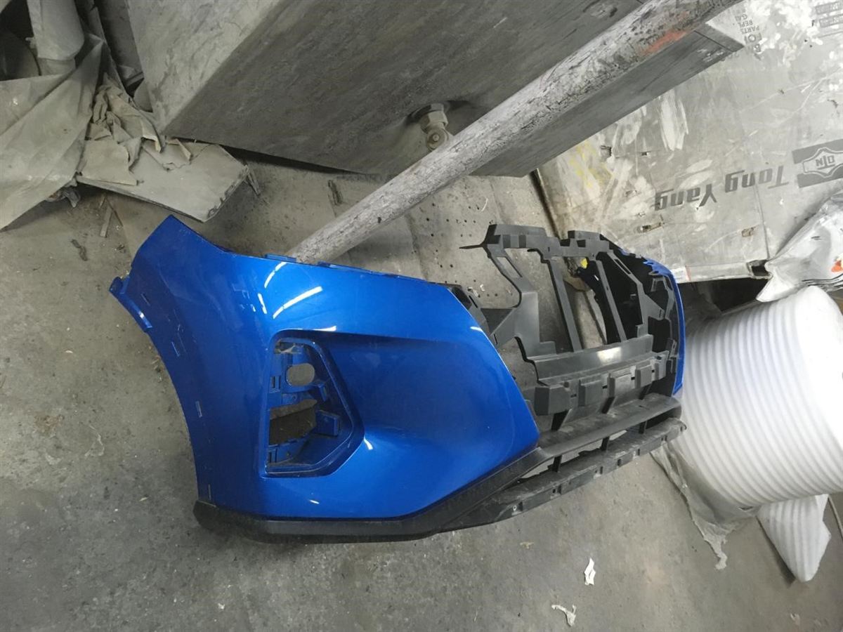 Left front bumper insert used genuine OEM Nissan Kicks 2021-2024