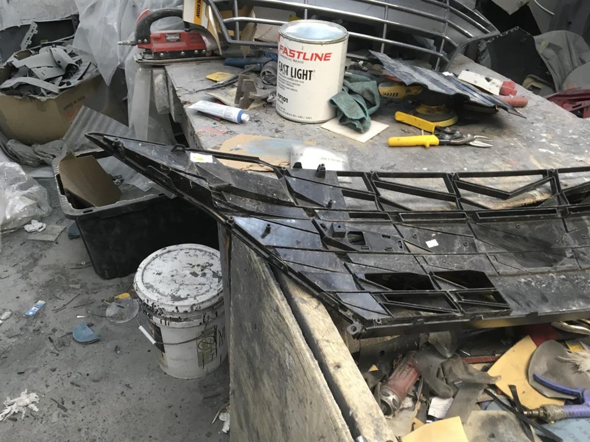 Parrilla usada original (OEM) Hyundai Elantra 2021-2023