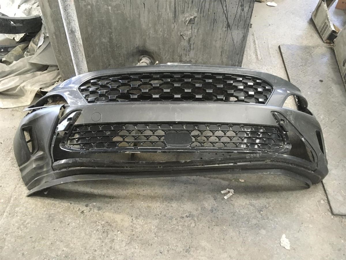 Left front bumper insert used genuine OEM Hyundai Kona 2022-2023
