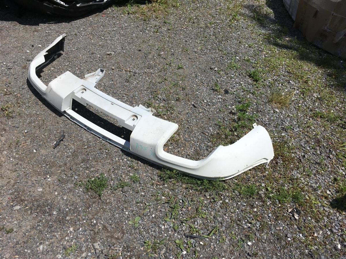 Absorbedor de defensa trasero usado original (OEM) Dodge Durango 2011-2024