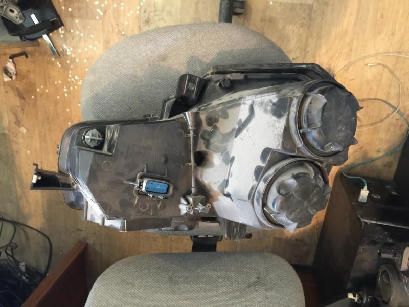 Right headlamp assembly composite used genuine OEM Cadillac CTS 2003-2007