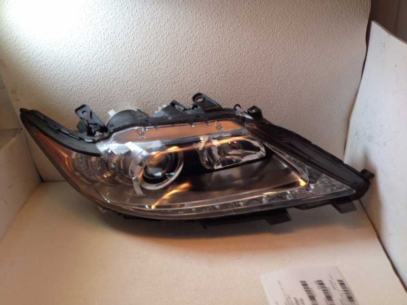 Right headlamp lens/housing used genuine OEM Lexus ES300H 2013-2015