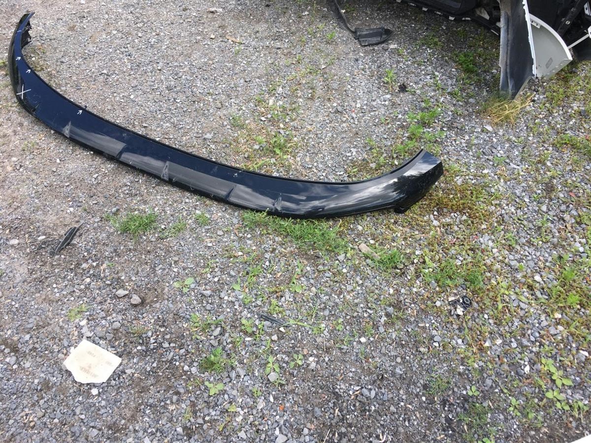 Front Bumper Cover used genuine OEM Audi Audi SQ8 2020-2024