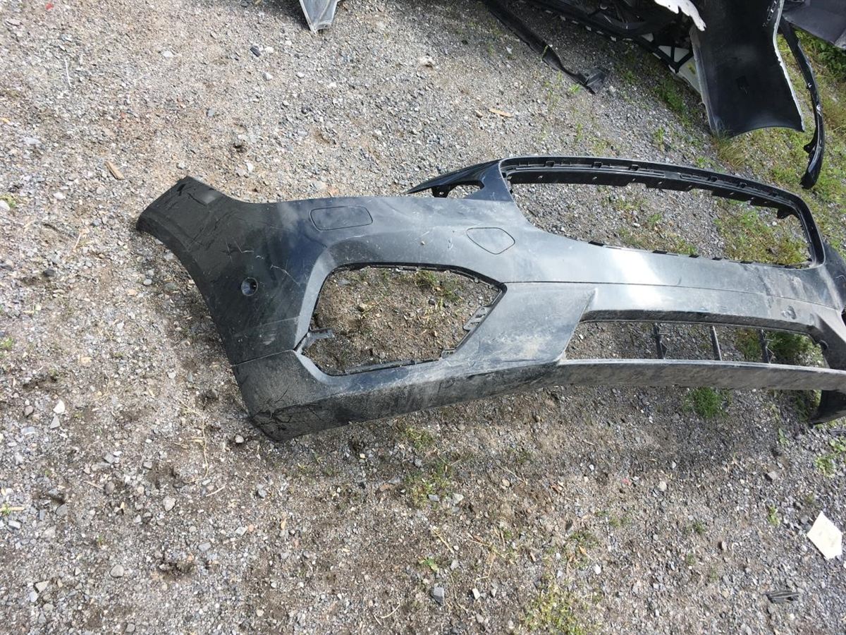 Front Bumper Cover used genuine OEM Volvo V90 2018-2021