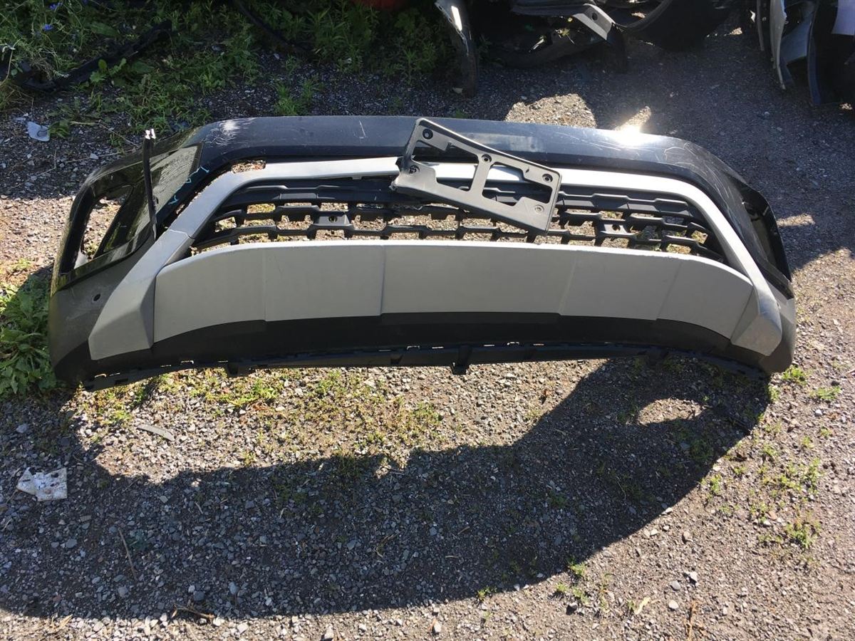 Left front bumper insert used genuine OEM Volkswagen Atlas Cross Sport 2020-2023
