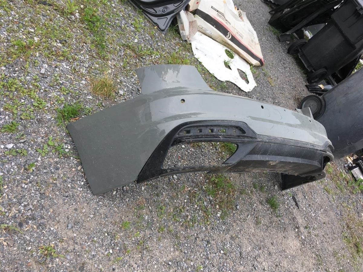 Defensa (parachoques) trasera usada original (OEM) Audi A4 Quattro 2020-2024