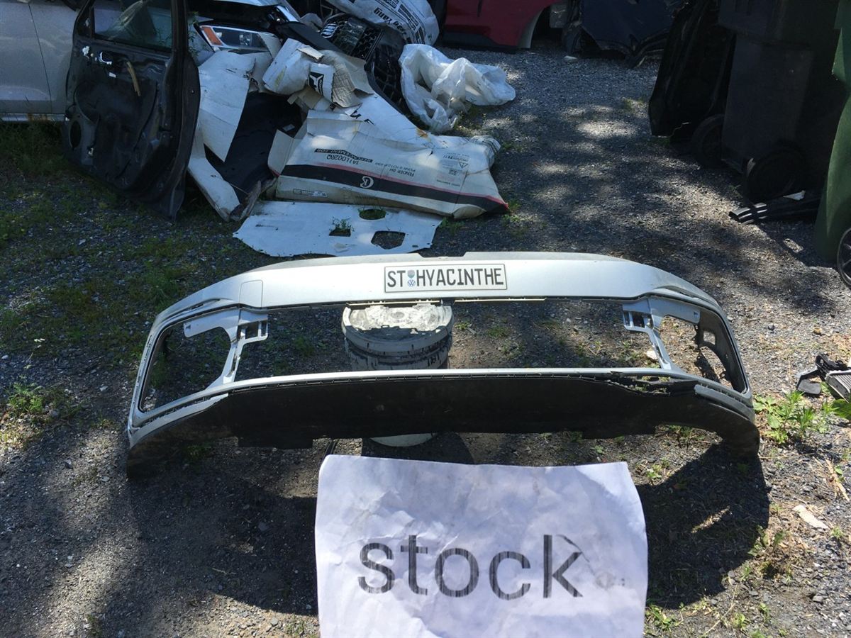 Right front bumper insert used genuine OEM Volkswagen GTI 2022-2023