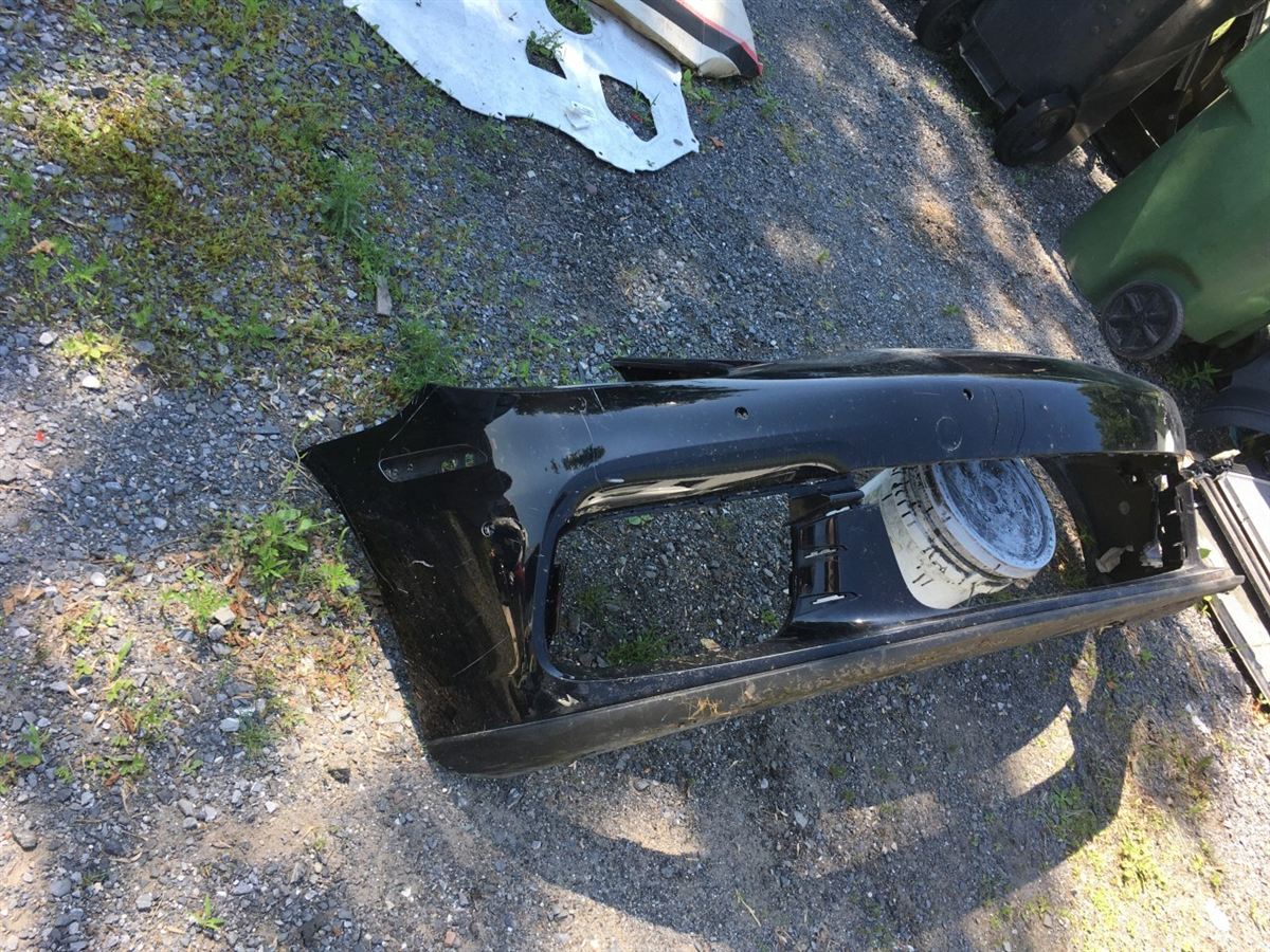 Front Bumper Cover used genuine OEM Porsche Porsche Panamera 2017-2020