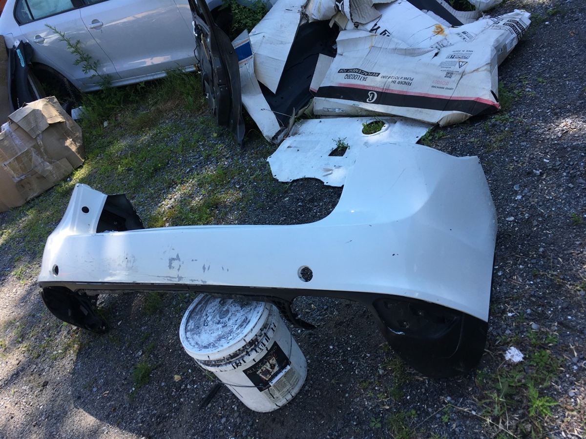 Defensa (parachoques) trasera usada original (OEM) Porsche Cayenne 2011-2014
