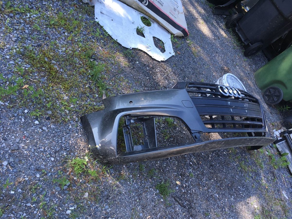 Refuerzo de defensa delantero usado original (OEM) Audi A4 Allroad 2017-2024