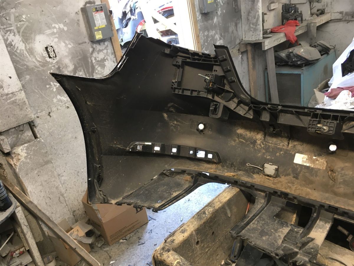 Defensa (parachoques) trasera usada original (OEM) Audi A3 2017-2020
