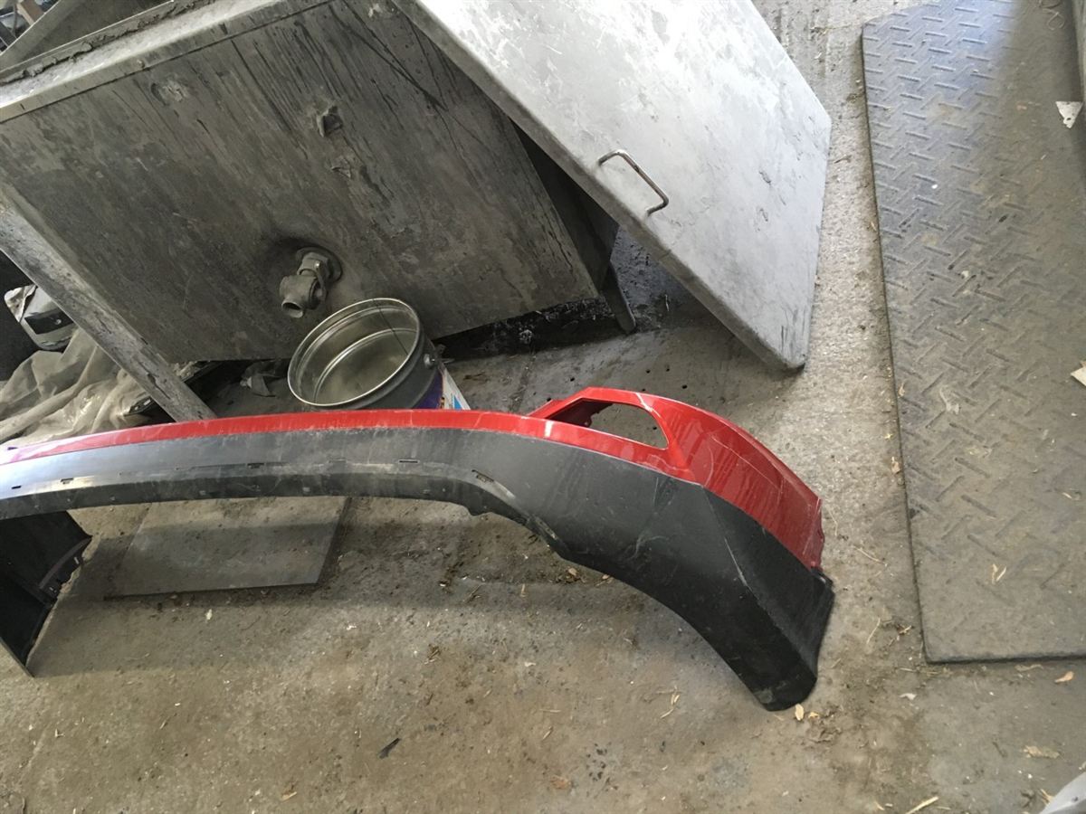 Defensa (parachoques) trasera usada original (OEM) Toyota RAV4 2016-2018