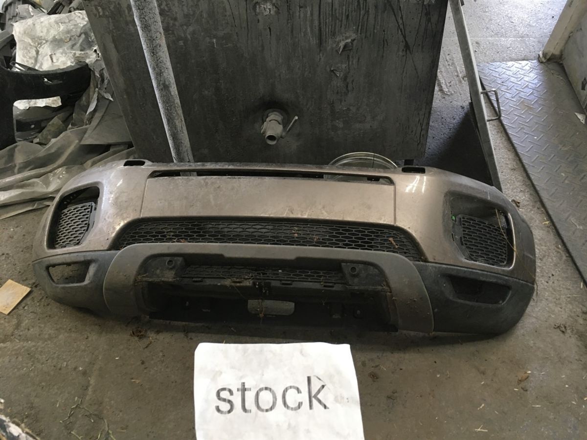 Front bumper cover used genuine OEM Land Rover Range Rover Evoque 2016-2019
