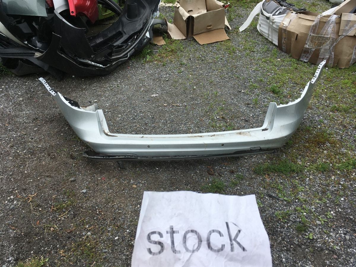 Rear Bumper Cover used genuine OEM Mercedes-Benz E350 2014-2016