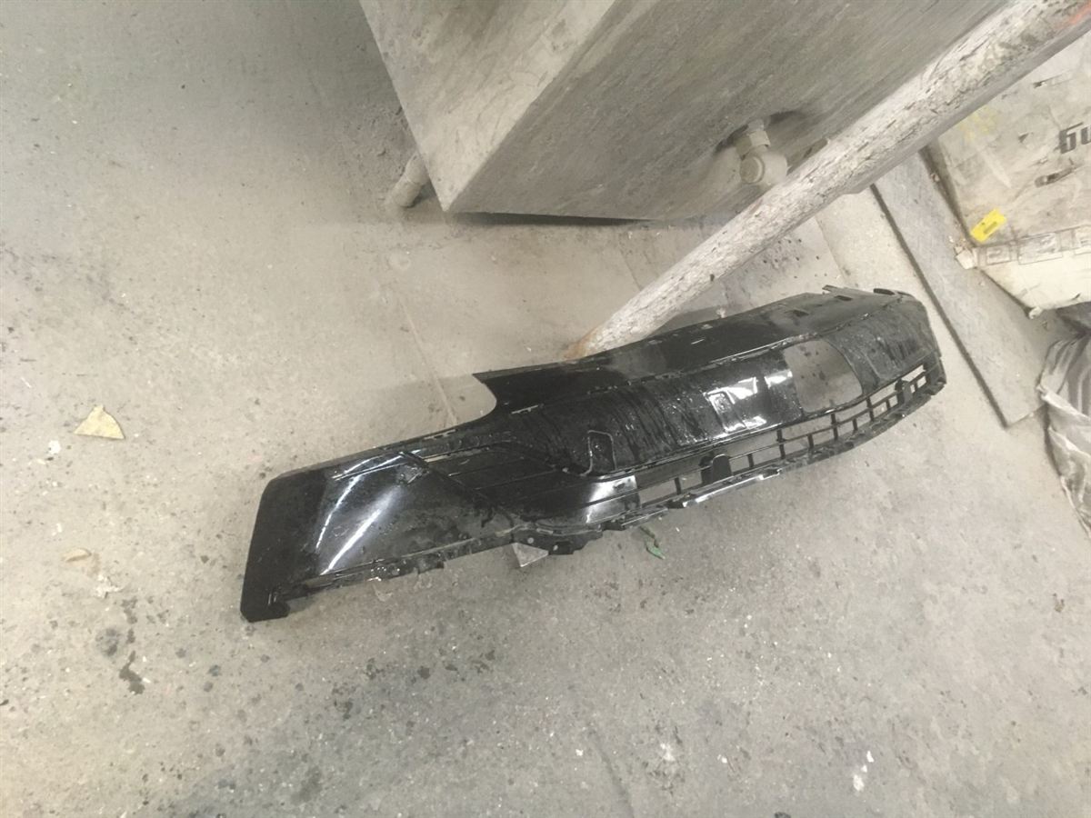 Refuerzo de defensa trasero usado original (OEM) Buick Envision 2016-2020