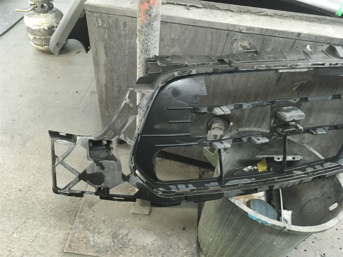 Grille assembly used genuine OEM Ford Transit-150 2015-2019