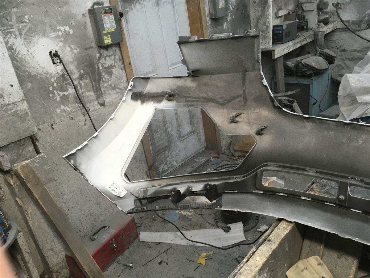 Front Bumper assembly used genuine OEM KIA Niro EV 2023-2025