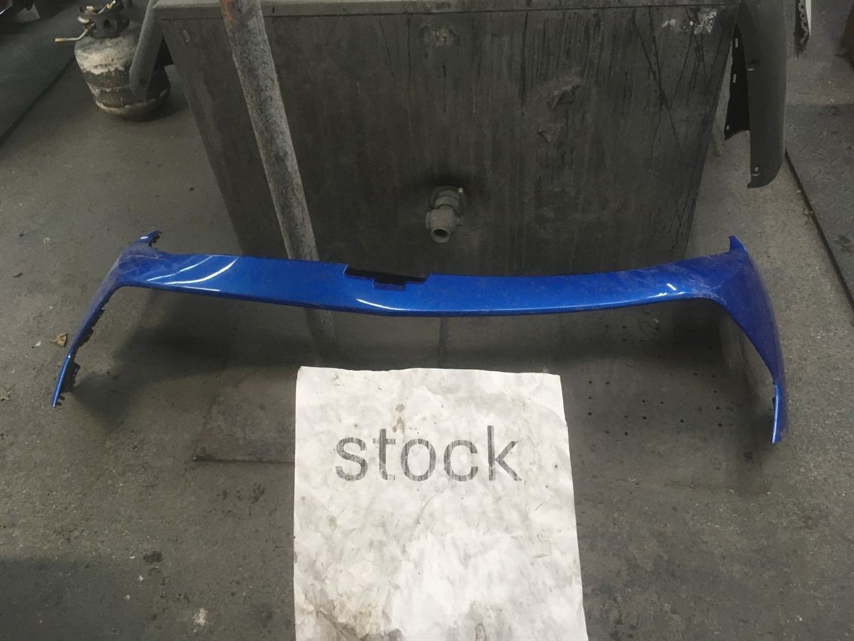 Defensa (parachoques) delantera usada original (OEM) Chevrolet Equinox EV 2024-2026