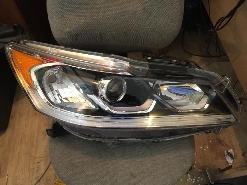Right headlamp assembly composite used genuine OEM Honda Accord 2016-2017