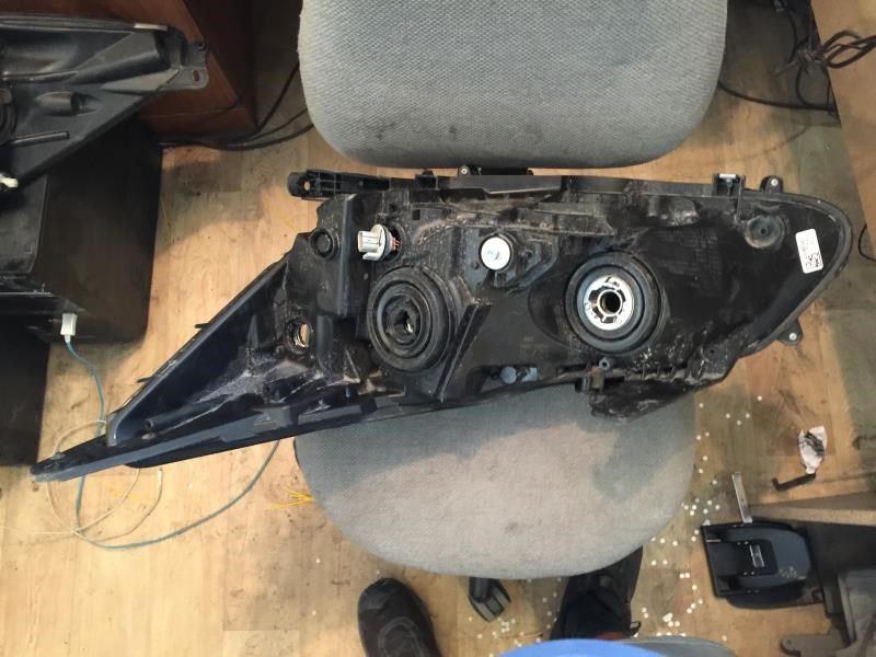 Right headlamp assembly composite used genuine OEM Honda Accord 2016-2017
