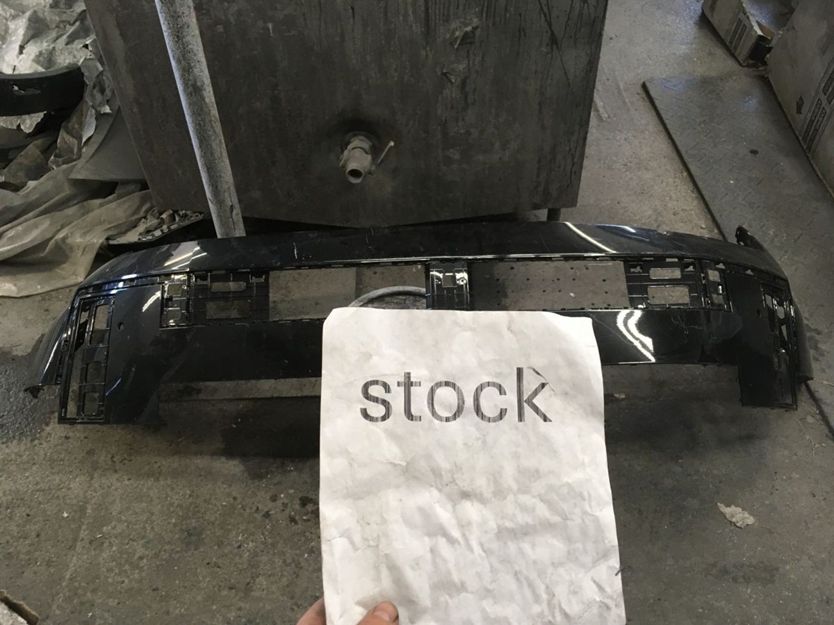 Front bumper cover upper used genuine OEM Hyundai Santa FE 2024-2025