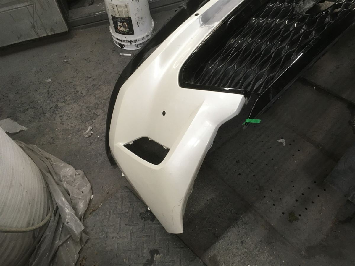 Right front bumper insert used genuine OEM Infiniti QX60 2022-2025