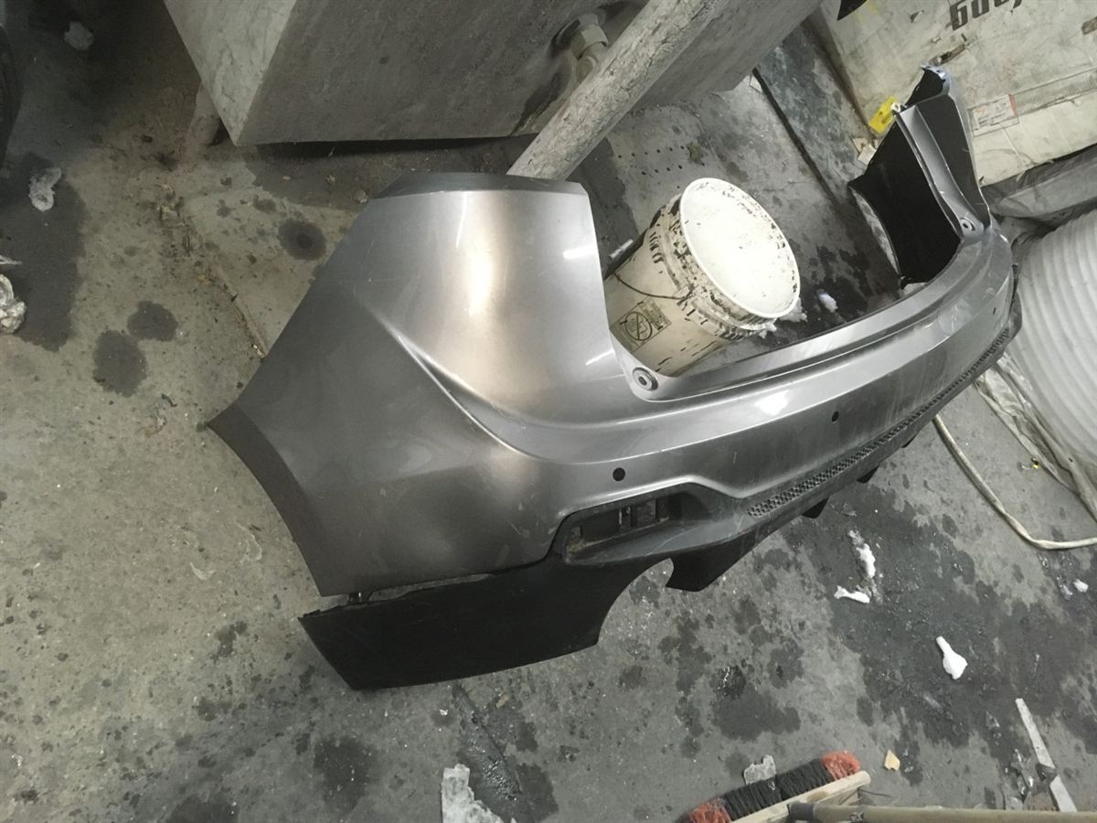Defensa (parachoques) trasera usada original (OEM) Acura RDX 2019-2021