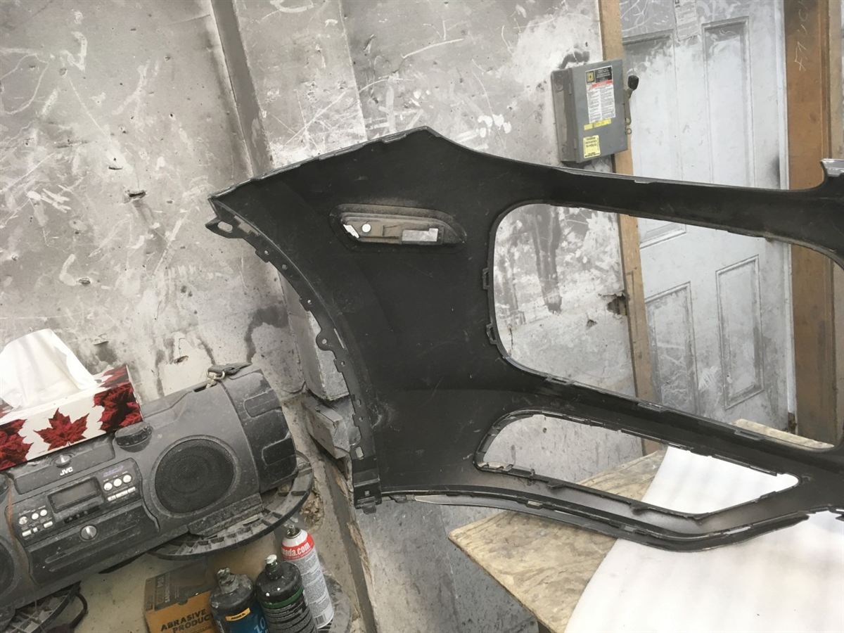 Front bumper cover used genuine OEM Porsche Cayenne 2019-2023